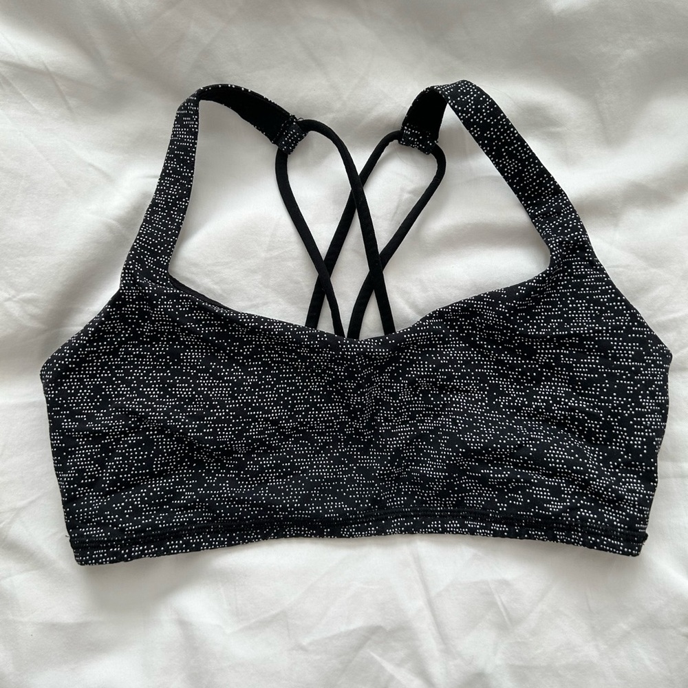 Lululemon Free to Be bra Black speckles